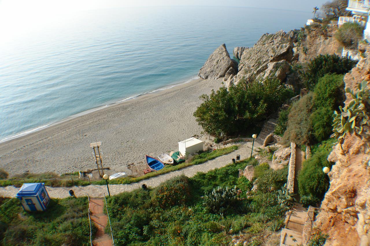 Carabeo P Milenio 1 Piso 2 1 Sea View Apartment Nerja Exterior photo