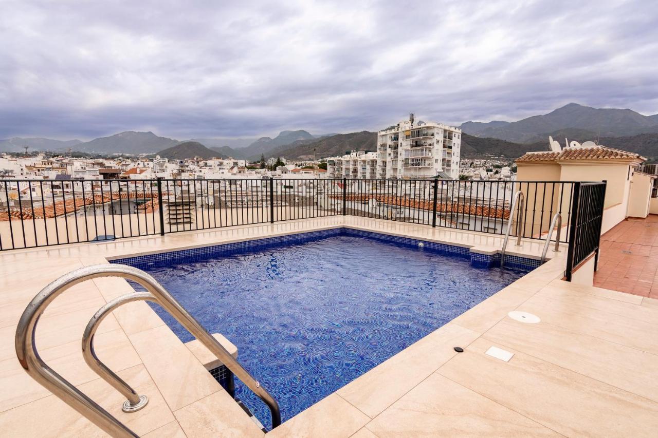 Carabeo P Milenio 1 Piso 2 1 Sea View Apartment Nerja Exterior photo